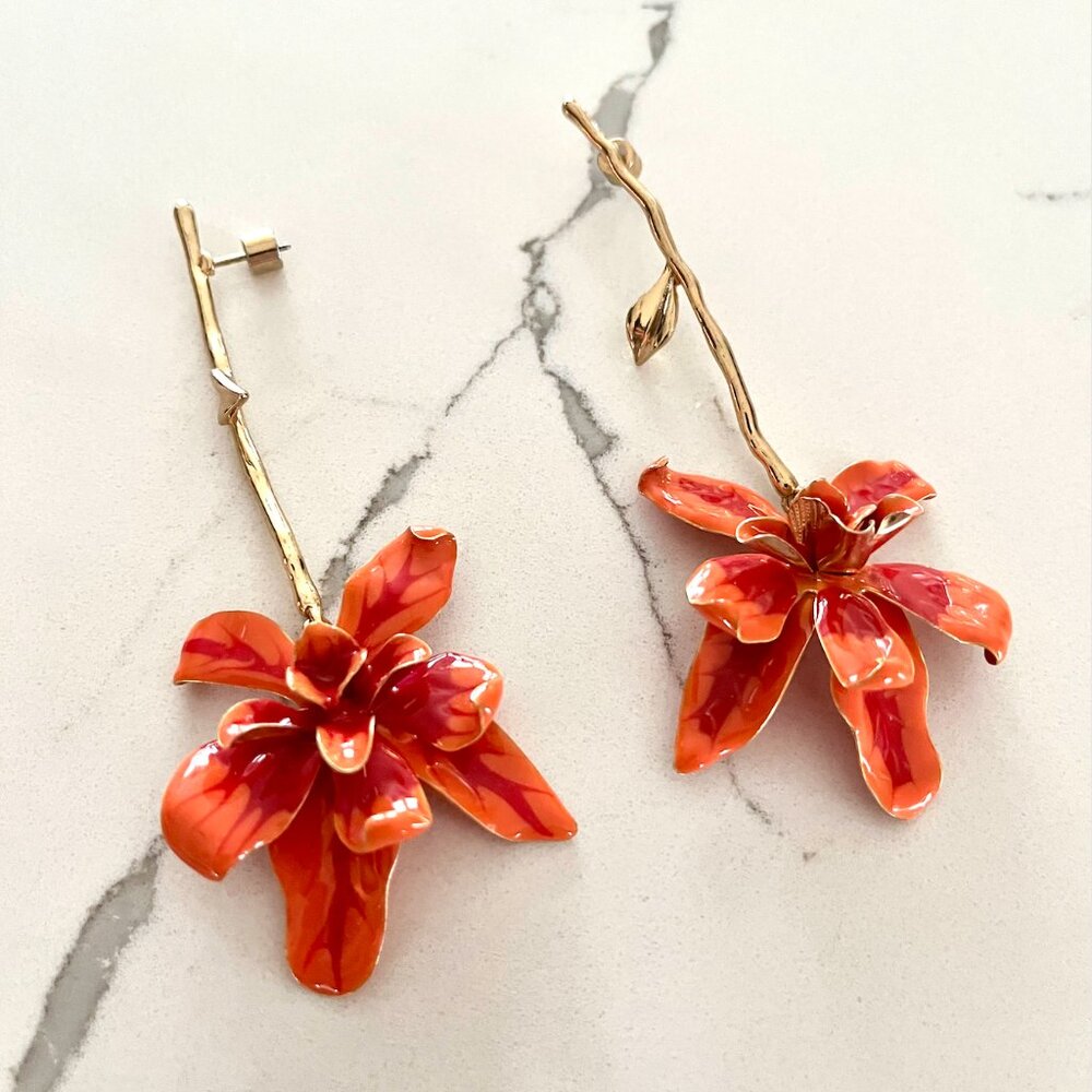 Zara Resin Flower Stem Earrings View 3